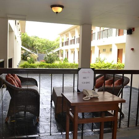 Bagan Thiripyitsaya Sanctuary Resort מראה חיצוני תמונה